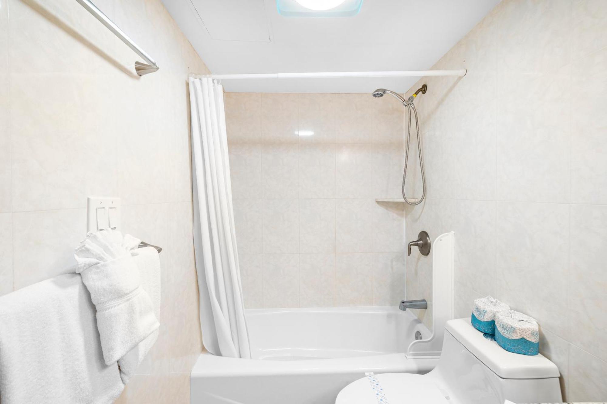 Great Ocean View Condo, Near Beach With Free Parking! Honolulu Exterior foto